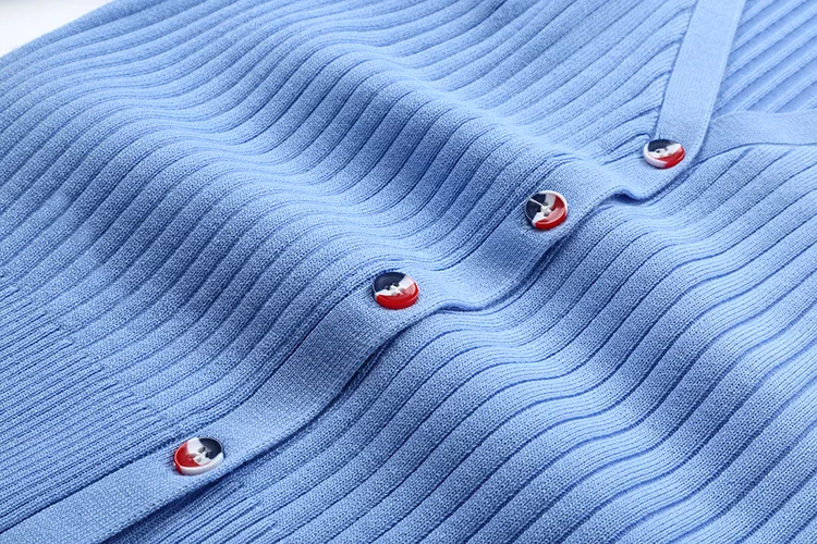 8597608974_822133629