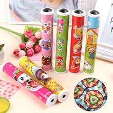 Looking at the scenery turn kaleidoscope children's puzzle toys classic early education toys scientific experiment creativity Looking at the scenery turn kaleidoscope children's puzzle toys classic early education toys scientific experiment creativity