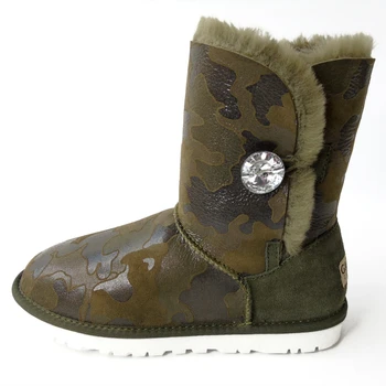 

Winter Sheepskin Snow Boots Genuine Leather Crystal Button Mid Calf Wool Boots Flat Non-Slip Camouflage Women Shoes