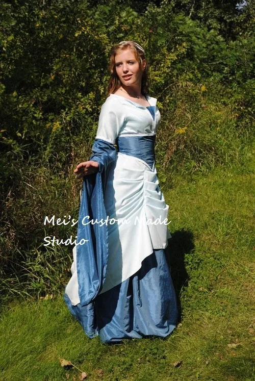 Blue Medieval Maiden 