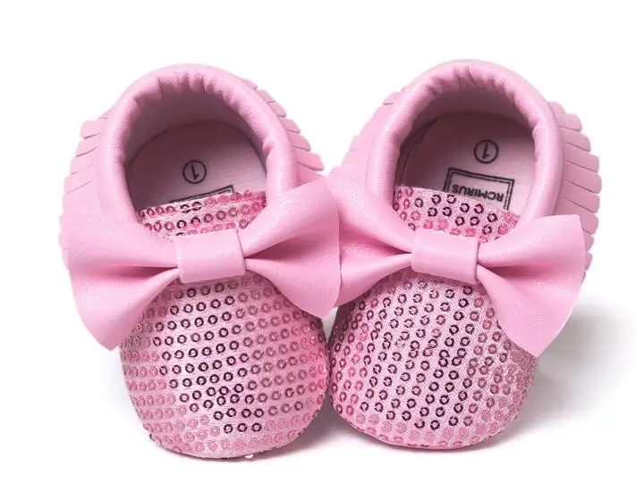 2019 new fashion cute bow sequins baby moccasins Bling Bling pu leather glitter baby girls dress shoes toddler soft sole moccs