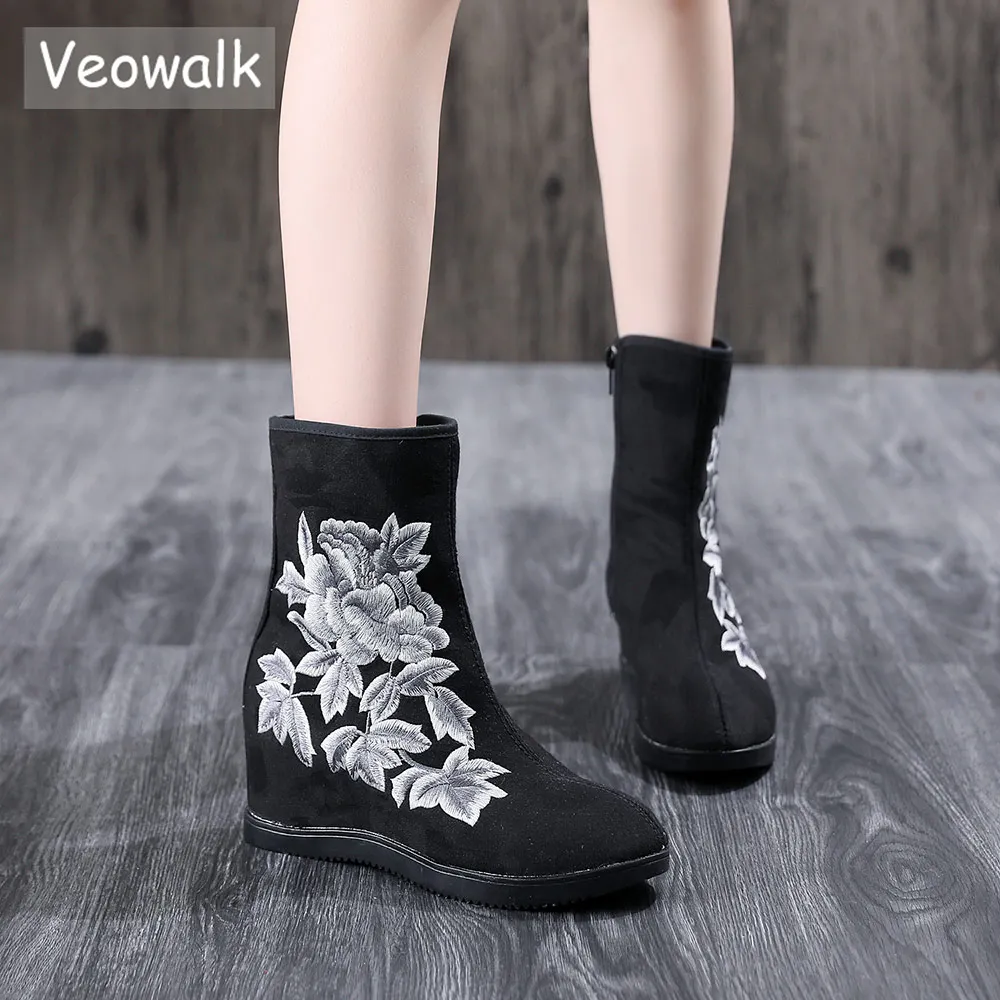 

Veowalk Textile Suede Women Embroidered Short Ankle Boots Hidden Wedge Vintage Winter Ladies Comfort Soft Cotton Booties Shoes