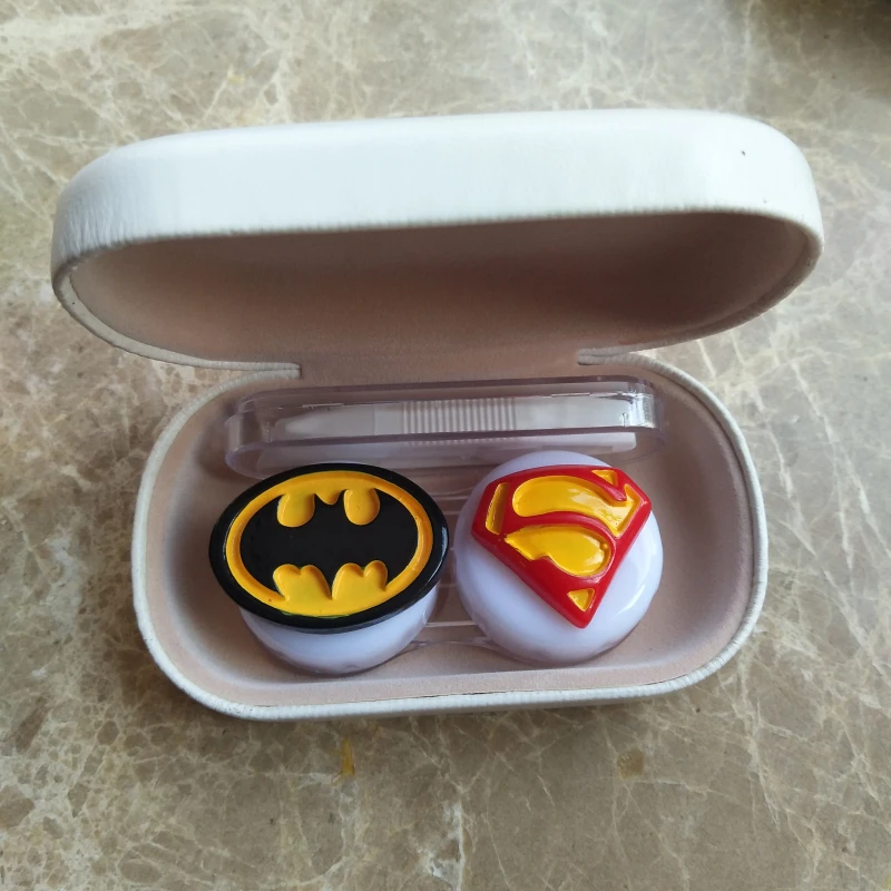 Liusventina Kontaktlinsen Container los Großhandel 10 Für Box Lippen Linsen Liebhaber Combo Teile Superman Fall Batman Farbe Mädchen Geschenk 8r18qSw
