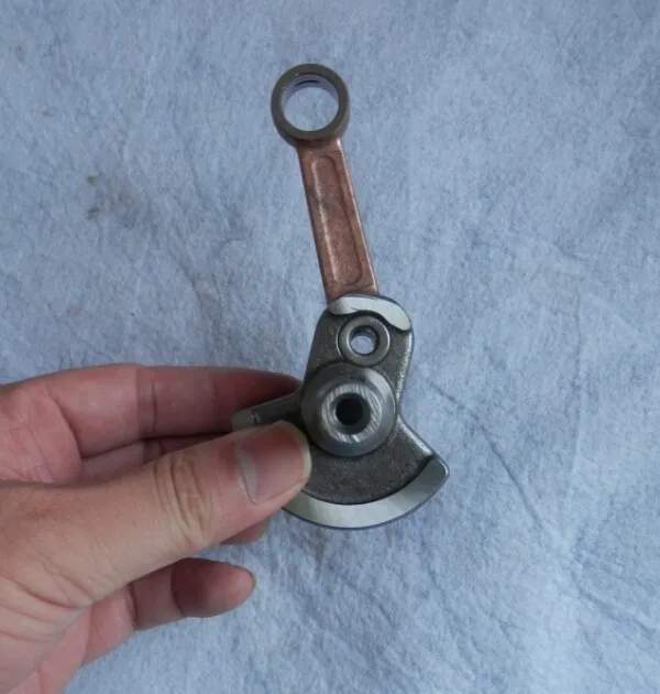 CRANK SHAFT ROBIN NB411 40F-6 3