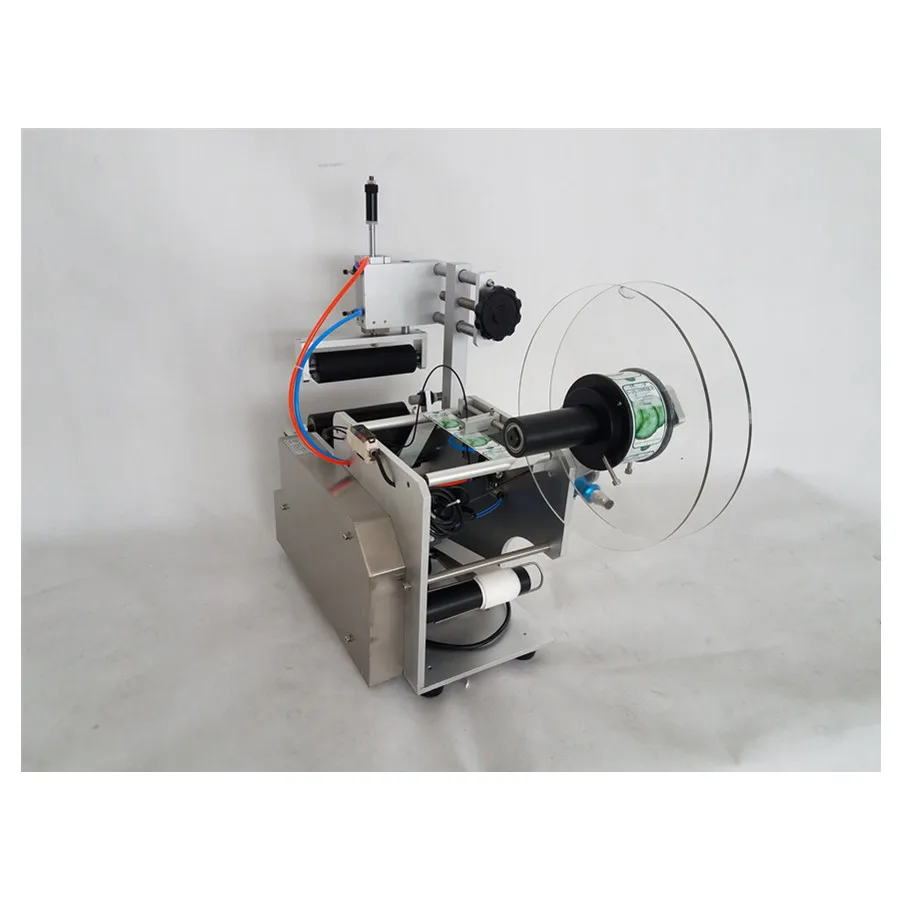 

Easy use and adjust round bottle labeling machine LT-80 with conveyor