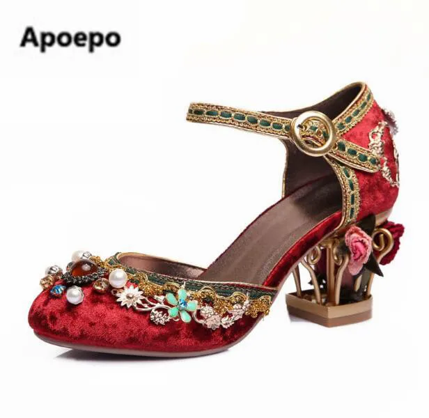 Fretwork Mariée Picture Complexe Sabots Picture Hauts Date Chaussures Broder as As Marque Rétro Strass Main Talons Femmes Pompes nqOzp4F