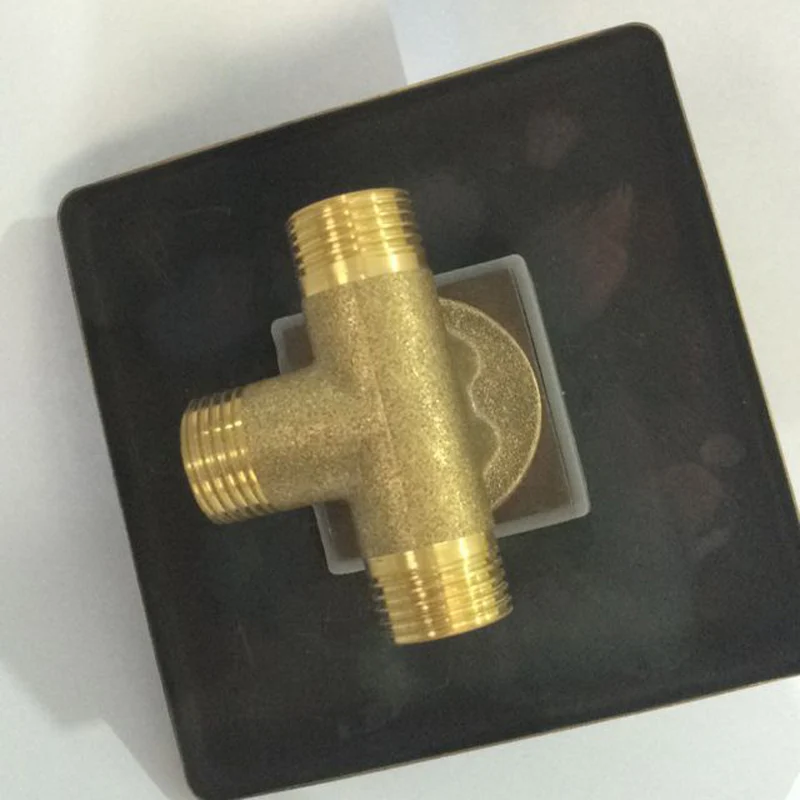 Antique-Brass-Wall-Mounted-Shower-Faucet-Sets-8-Brass-Rain-Shower-Head-Single-Lever-Shower-Mixer (3)