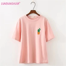 Lundunshijia Лето г. Для женщин футболка хлопок милый медведь вышивка Повседневное футболка Свободные синие розовая одежда футболка Femme