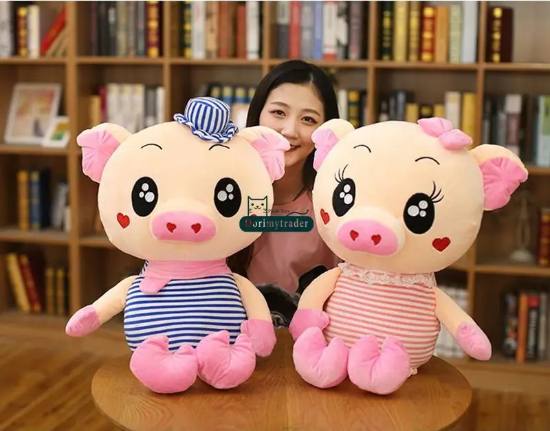 Dorimytrader Cuddly Soft Cartoon Lover Piggy Plush Toy Stuffed Anime Pigs Doll Animals Pillow Children Present 90cm 35inch DY61764 (19)_1