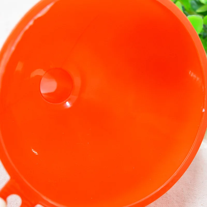 1 PCS KECTTIO High Quality Oil Funnel Medium Size Water Funnel Plastic Liquid Funnel 13.5*3 Household Supplies Free Shipping 1 PCS KECTTIO High Quality Oil Funnel Medium Size Water Funnel Plastic Liquid Funnel 13.5*3 Household Supplies Free Shipping