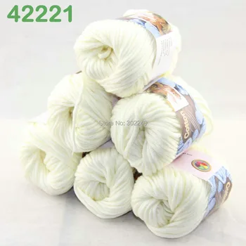 

LOT of 6 Balls X 50g Special Thick Worsted Cotton Knitting Yarn Pearl White 2221
