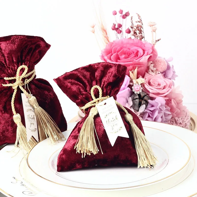 Красочный бархатный Подарочный мешочек с кисточкой Свадебный подарок конфетная сумка Подарочная упаковка для сладости, шоколад сумка для гостей свадьбы - Цвет: Бургундия