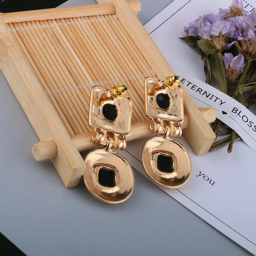 dangle earrigs (5)