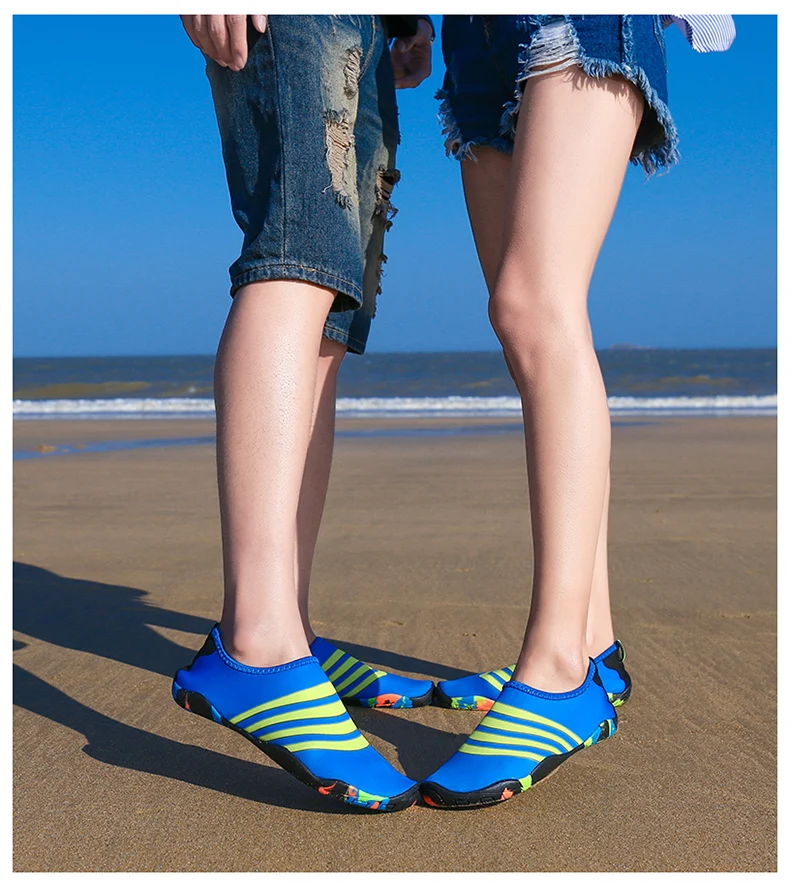 Clorts Summer Beach Shoes Water Shoes Men Mesh Lightweight Aqua Shoes (16)