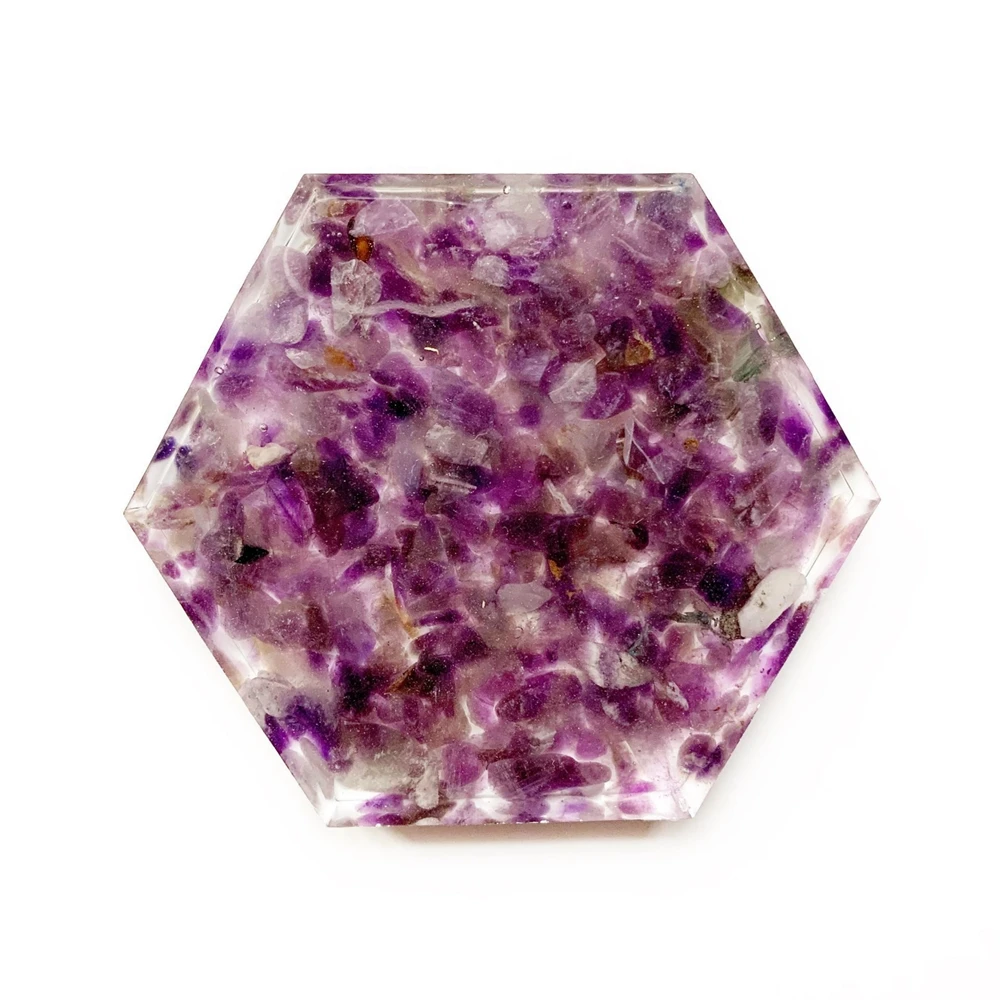 

Natural Amethyst Stone Beads Figurine Hexagon Shape Slice Semi Precious Stones Coaster Cup Beverage Holder Geometric Desk Decor
