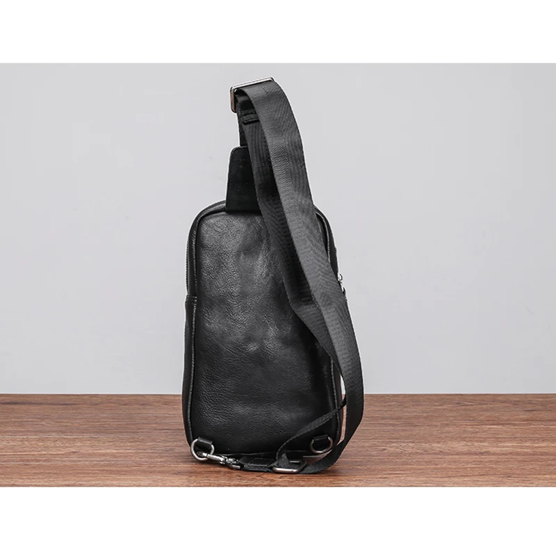 AETOO Chest bag men's leather Korean version of the Hot soft leather single shoulder oblique head bag leather leisure men's bags