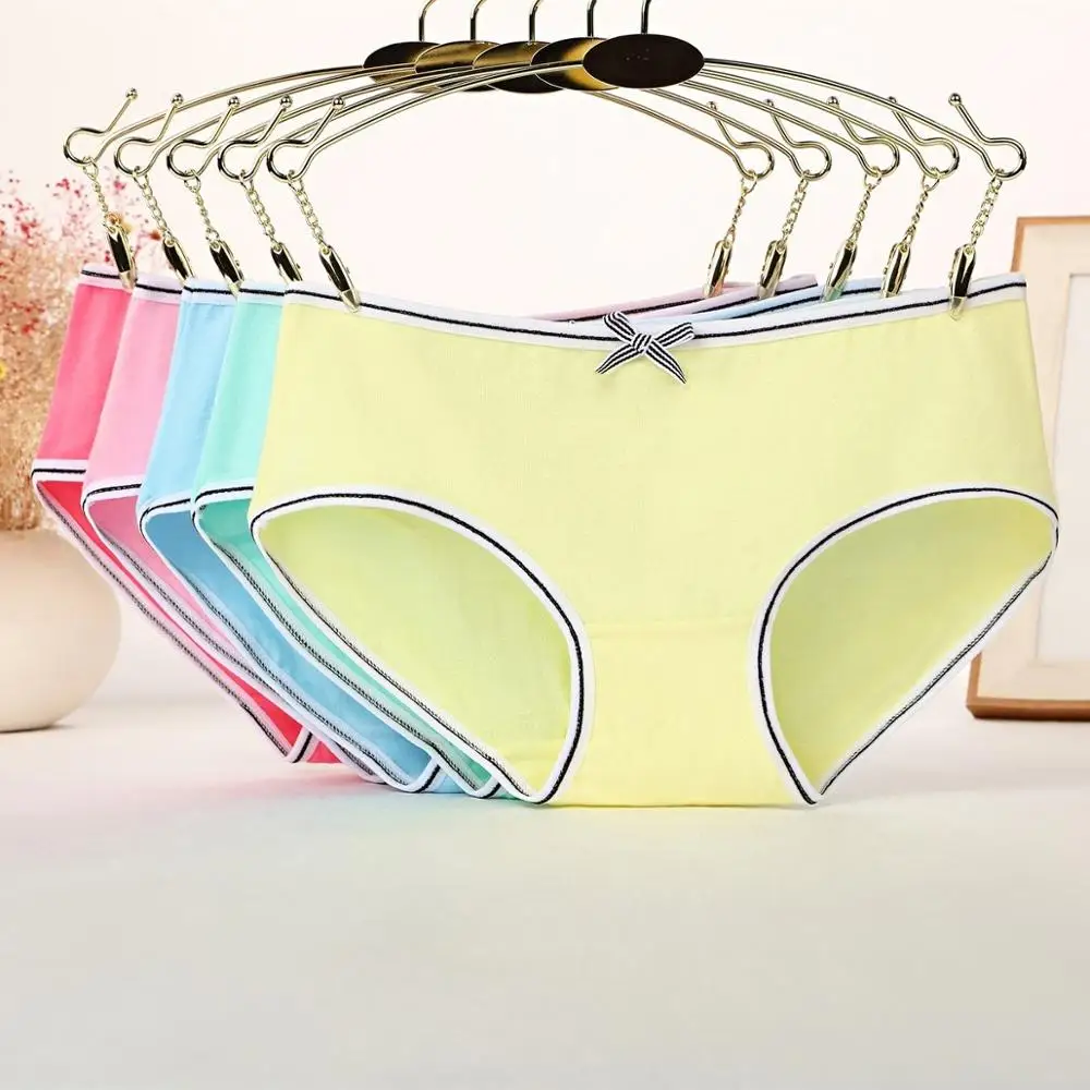 

New Style Comfortable Cotton Women's Panties Color Likable Sexy Woman Underwear Nothing Trace Seamless Briefs Cute Panty