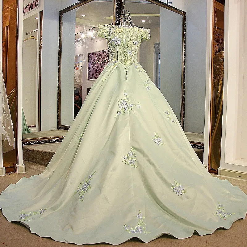 

New formal evening dresses for women satin ball gown sweetheart corset back long evening gowns light green