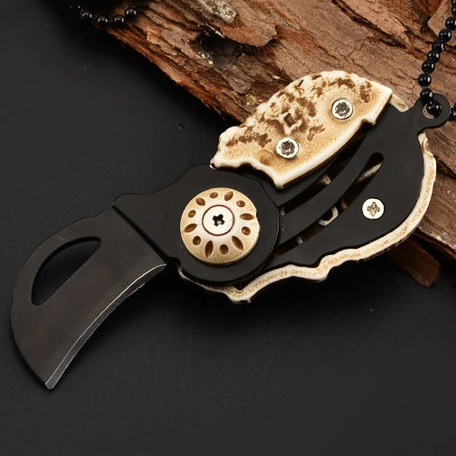 Skull Design Neck Knife  2