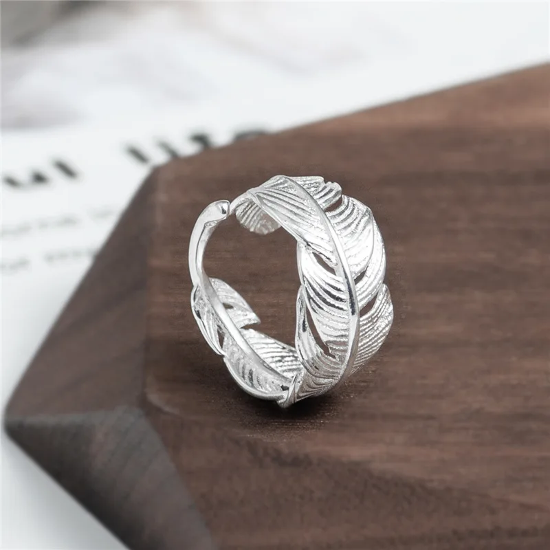 Женское кольцо из серебра S925 пробы с полированными перьями | Украшения и