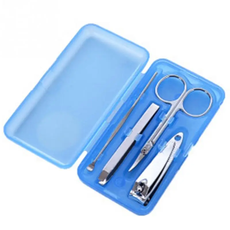 

4 In 1 Kit Nail Art Tools Manicure Set Pedicure Scissor Nail Clippers Eyebrow Tweezer Earpick Color Randomly