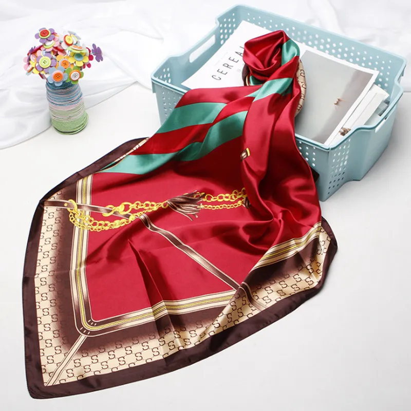 

2019 New Spring ladies scarf brand luxury print shawl silk headscarf beach shawl ladies clothing accessories gift