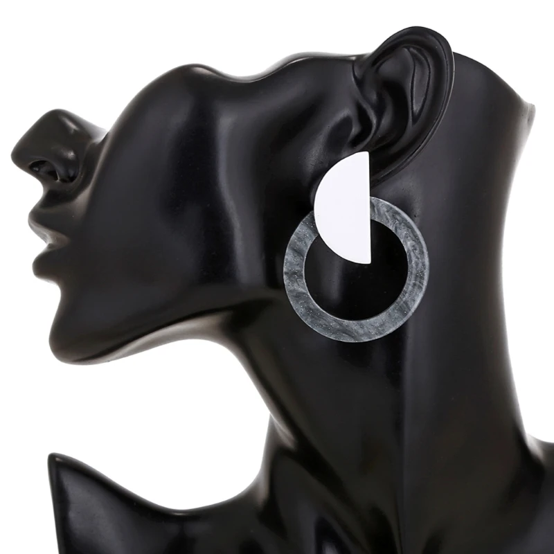 

1Pair Geometric Acrylic Stud Earrings with Swirl In Round And Semi Round Jewelry W2952001