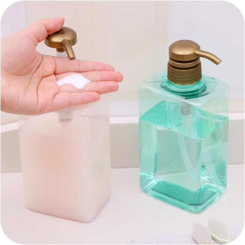 

Simple Press Style Portable Soap Dispenser PET Material Durable Bathroom Liquid Soap Bottle Travel Cosmetic Bottle 600ml