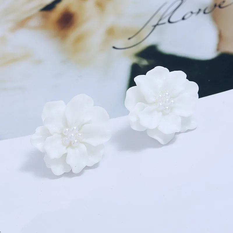 

Bijoux Korean Style Stud Earring Acrylic Acetate White Flower Ear Stud Earrings For Women Jewelry Pendant Fashion Accessories 02