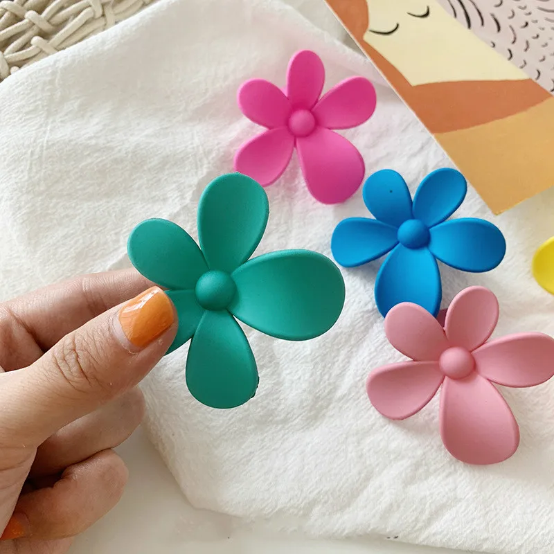 

1PCS Korea Sweet Handmade Braided Resin Daisy Hair Clips Contrast Color Flower Hairpin For Women Jewelry Accessories