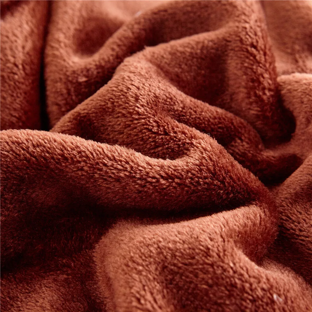 

Flannel luxury blankets Lightweight and comfortable plush blankets Microfiber High quality polyester fabric comfortable new 611
