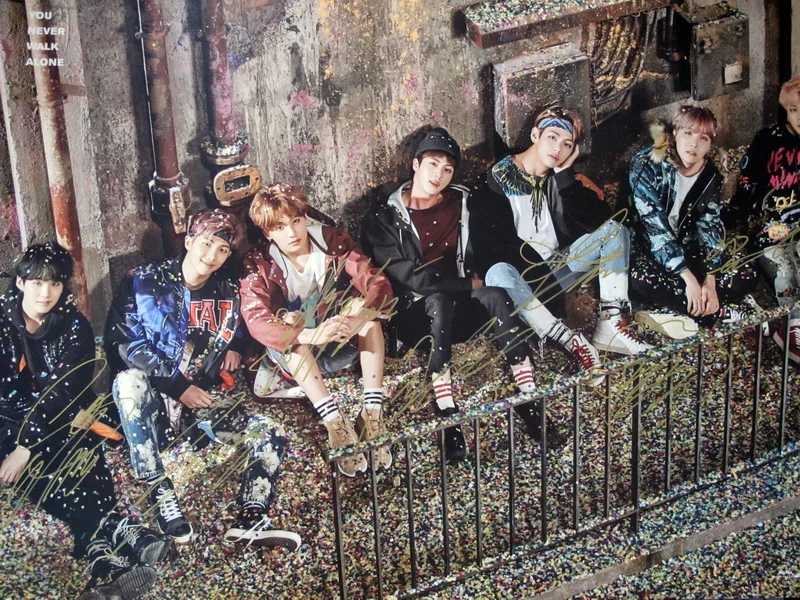 Bangtan Boys с автографом, альбом с крыльями, вы никогда не ходите в одиночке, CD+ фотокнига, Корейская версия 02