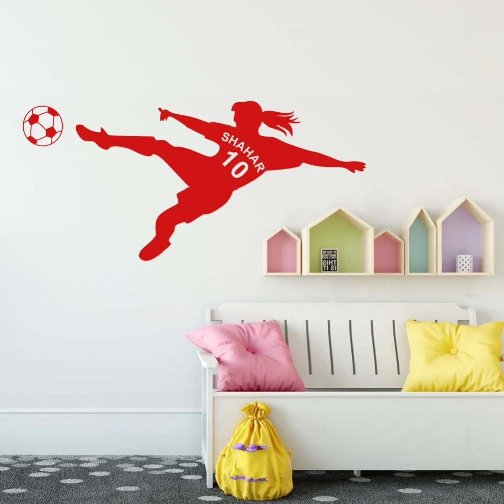 اسم شخصية الفتيات مع عدد football soccer ball فينيل جدار الشارات الفن ملصقات الحائط ل غرف الاطفال