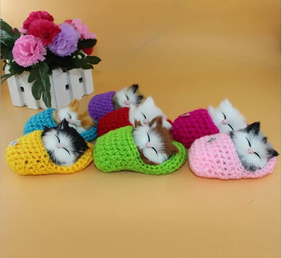 

Simulated cat can be called cute kitten plush toy Simulated slipper cat