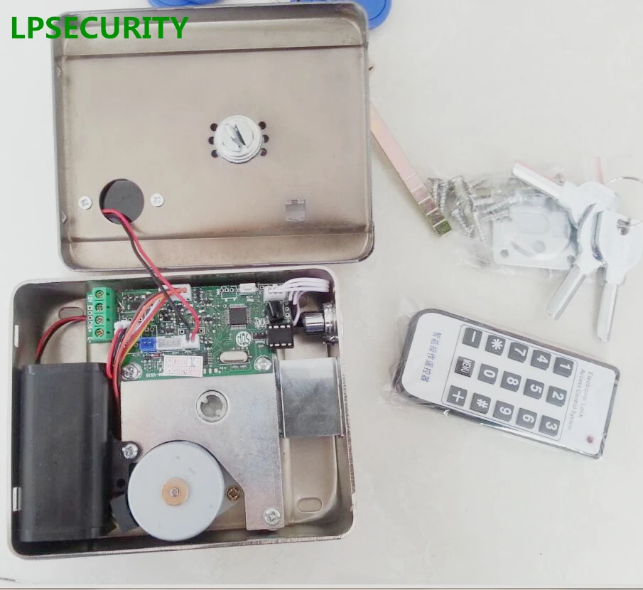 QQ20170926081126_