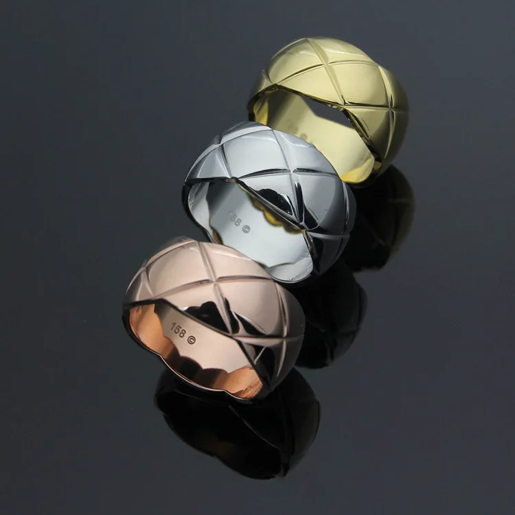 

Hot sell Women Wedding Rings fashion Gold Color titanium steel narrow Wide Grid love Rings Top Quality