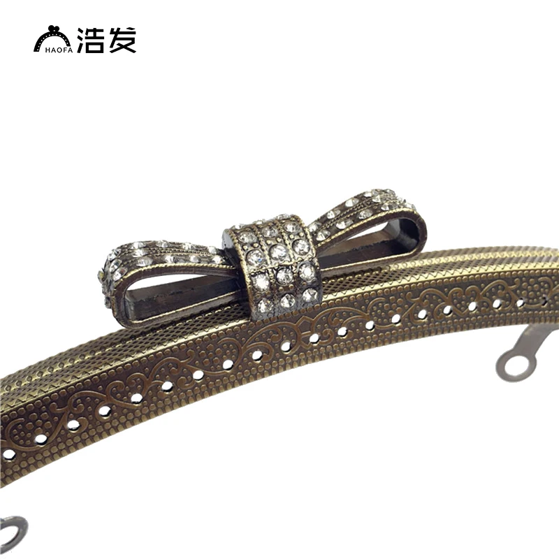 HAOFA 18cm Diamond Decoration Buckle Head Metal Purse Frame Clasp Vintage Bronze Bag Accessories  3pcs/lot Factory Direct Sale