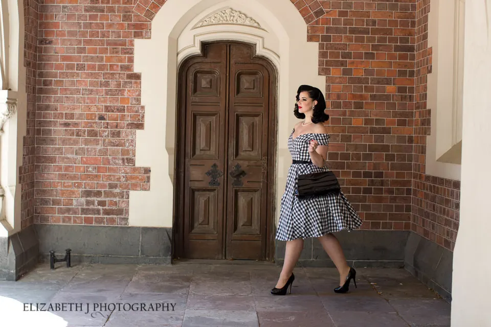 40-vintage 50 s Одри Хепберн Милая декольте качели fatale платье в черно-белую клеточку плюс Размер рокабилли платья в стиле Пинап