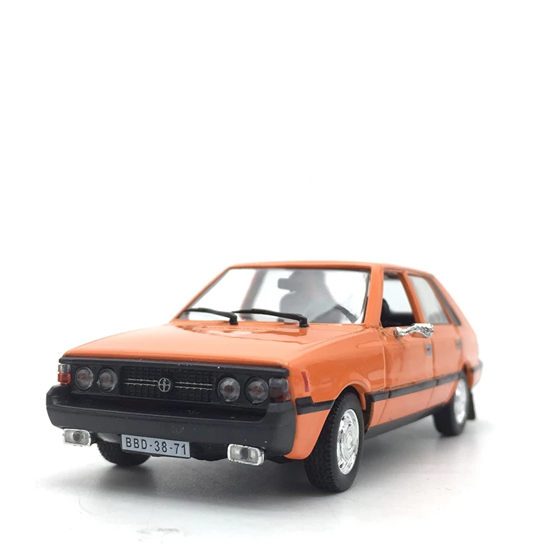 1/43 Моделирование Классический Polonez автомобиль коллекция дисплей модель сплава