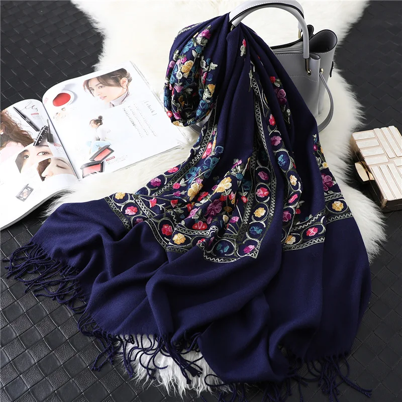 Miglior 2019 del progettista di marca donne sciarpa di inverno del cachemire sciarpe della signora scialli e impacchi femminile coperta pashmina del ricamo sciarpe
