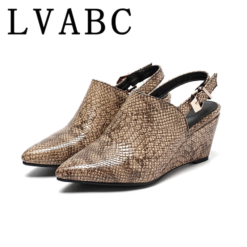 

2019 Women Shoes brown Snake Printed Sexy Stilettos spring new hollow coarse sandals 6.5cm Women Wedges Shoes Plus Size 33-43