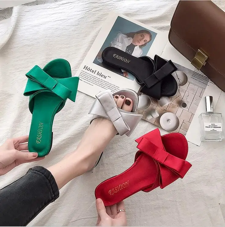 

Brand Satin Big Bow Slippers Women Flat Mules Shoes Woman Pointed Toe Half Slippers Outside Slides Summer Sandals