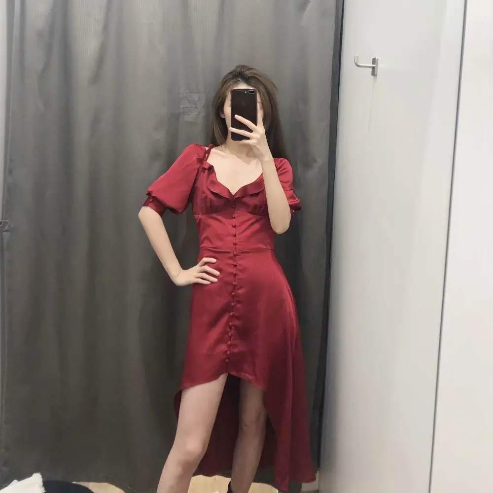  (11)