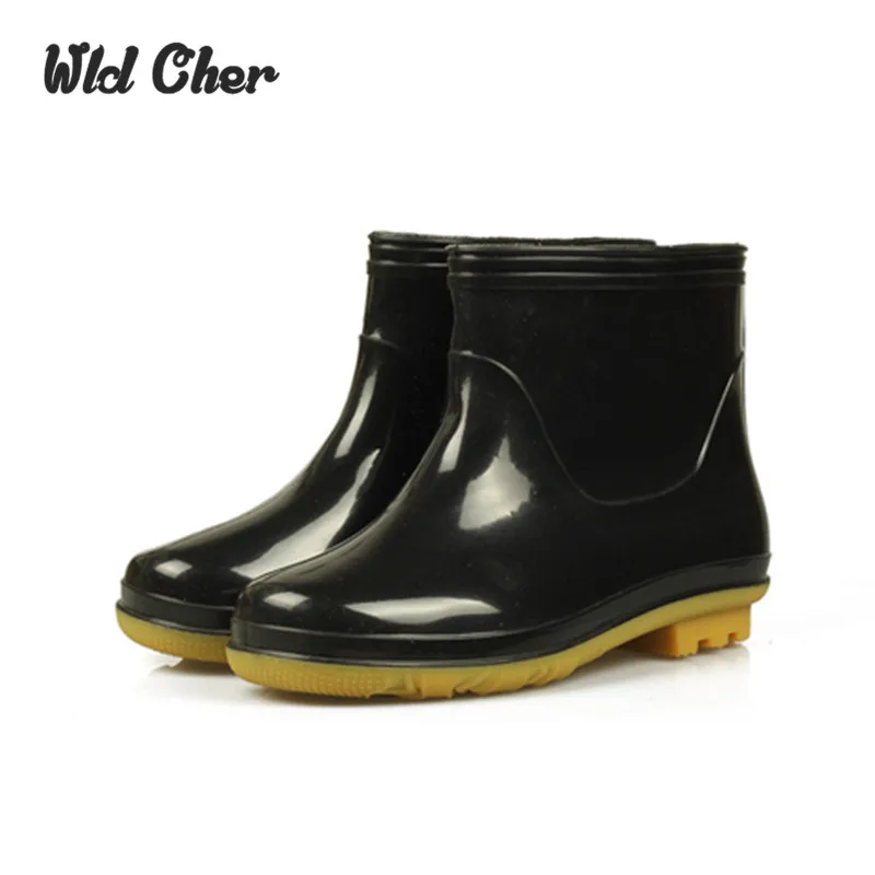 

Charming 2017 Fashion Elastic Band Solid Men Rain Boot Whith Fur Sock Waterproof Men Boots Rubber Jade Stretch Shoes 39-44