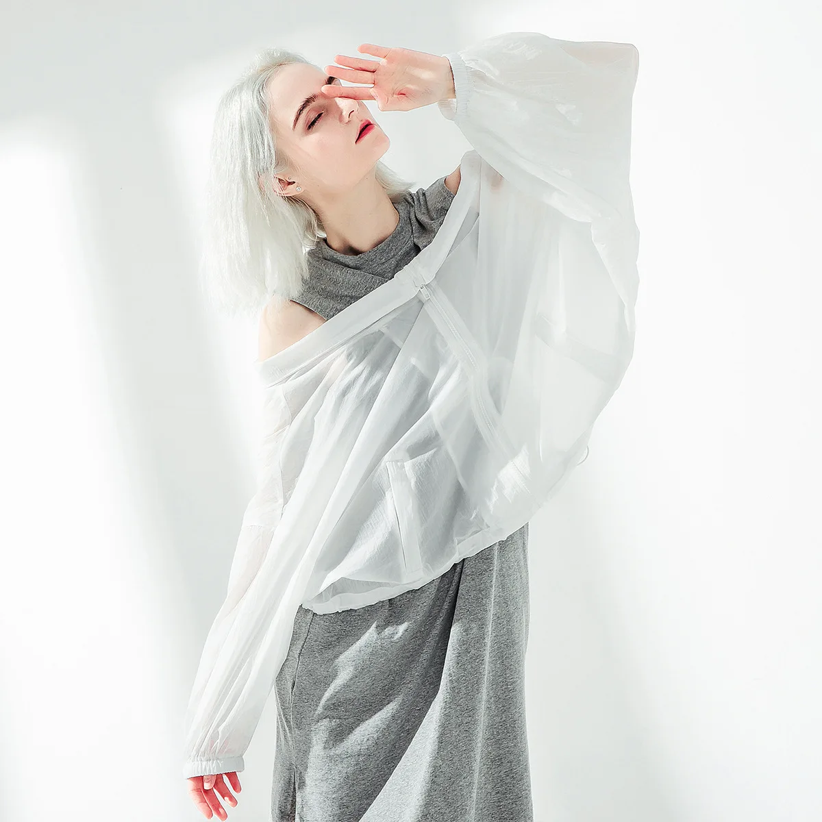 

Women Fake 2 Pieces Sunscreen T Shirt Dress Female Streetwear Long Sleeve Off The Shoulder Loose Casual Elegant Chic Dresses