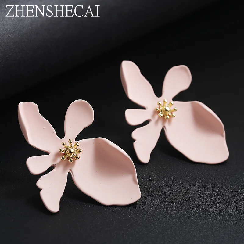 

Brand Hot Sale Big White pink blue Flower Stud Earrings Fashion romantic Metal Floral Statement Earrings jewelry wholesale