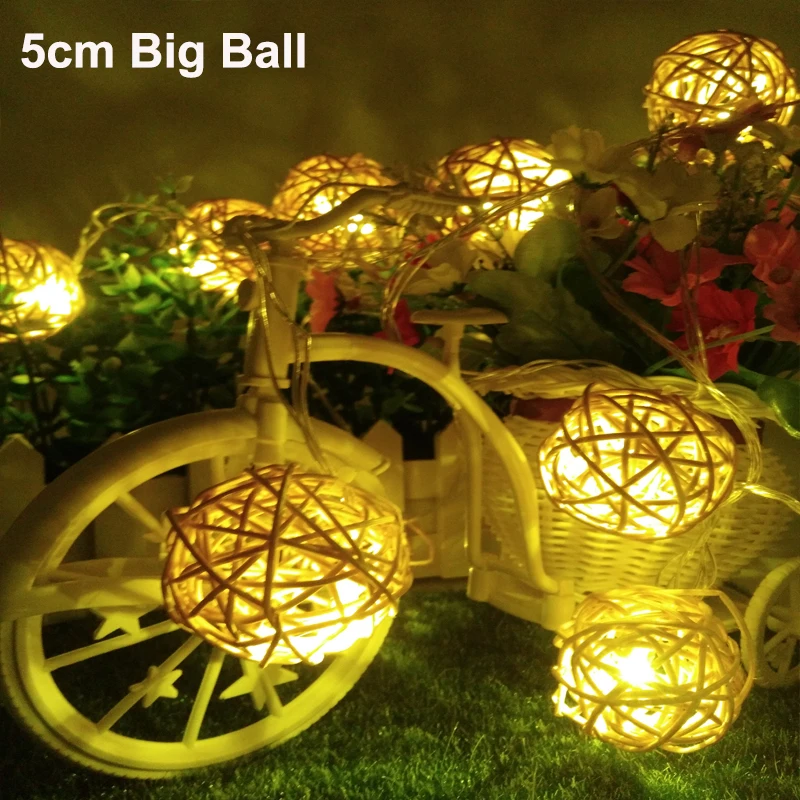 5cm Big Ball LED Christmas tree lights 5m 20leds LED Ball string lamps wedding garden pendant garland Timbo lamp 110V/220V 5cm Big Ball LED Christmas tree lights 5m 20leds LED Ball string lamps wedding garden pendant garland Timbo lamp 110V/220V