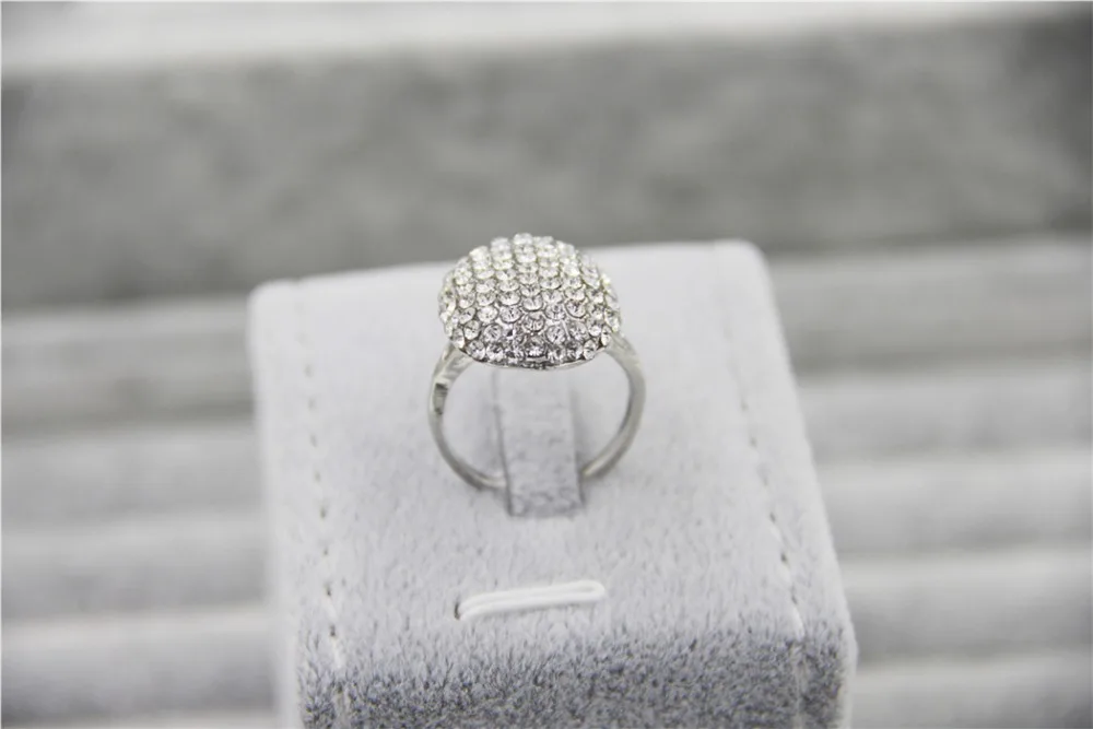 Fashion Silver Charm Vampire Twilight Bella font b Crystal b font Ring Replica Engagement Wedding Ring