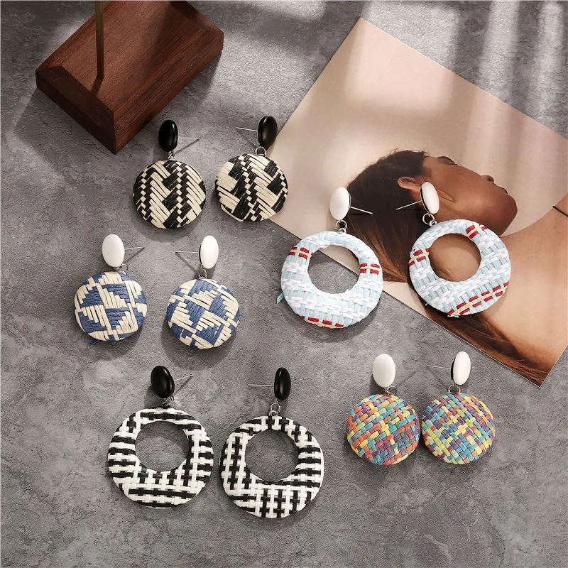 

Rattan Wicker Straw 5 Colors Bohemian Colours Gifts Round 2019 New Arrival Circle Handmade Wooden Drop Earring 1Pair