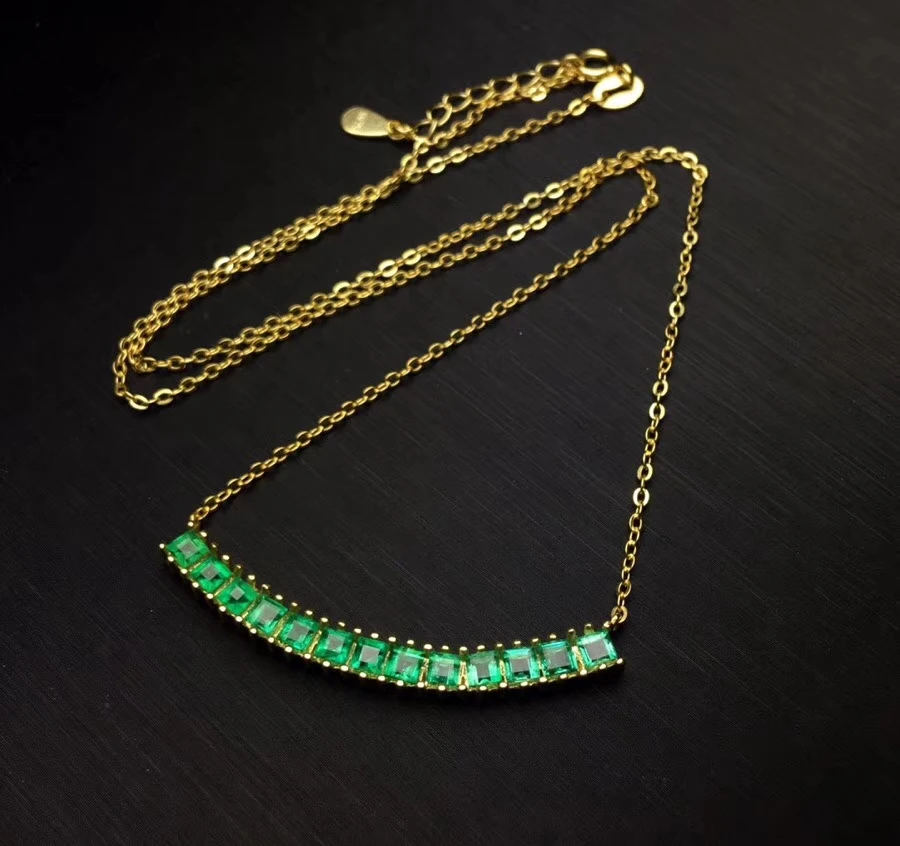Натуральный зеленый изумруд камень Цепочки и ожерелья Природный камень кулон Цепочки и ожерелья S925 серебро девушка элегантный прекрасный